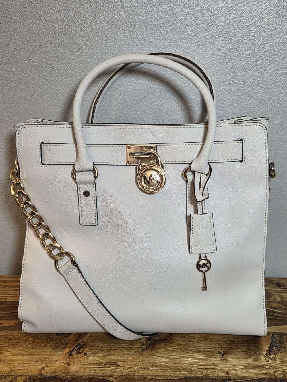 Michael Kors Hamilton Cream Leather Tote Purse with Gold-Tone Hardware